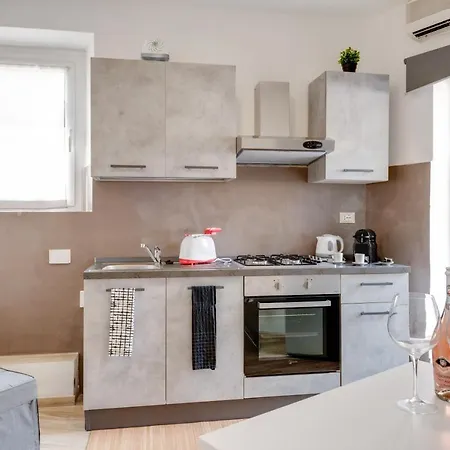 Buonviaggio Functional Con Terrazzo Apartment *